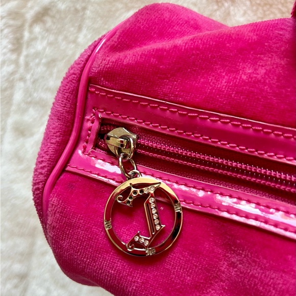 Jennifer Lopez JLo Medium Barrel Handbag - Picture 6 of 8